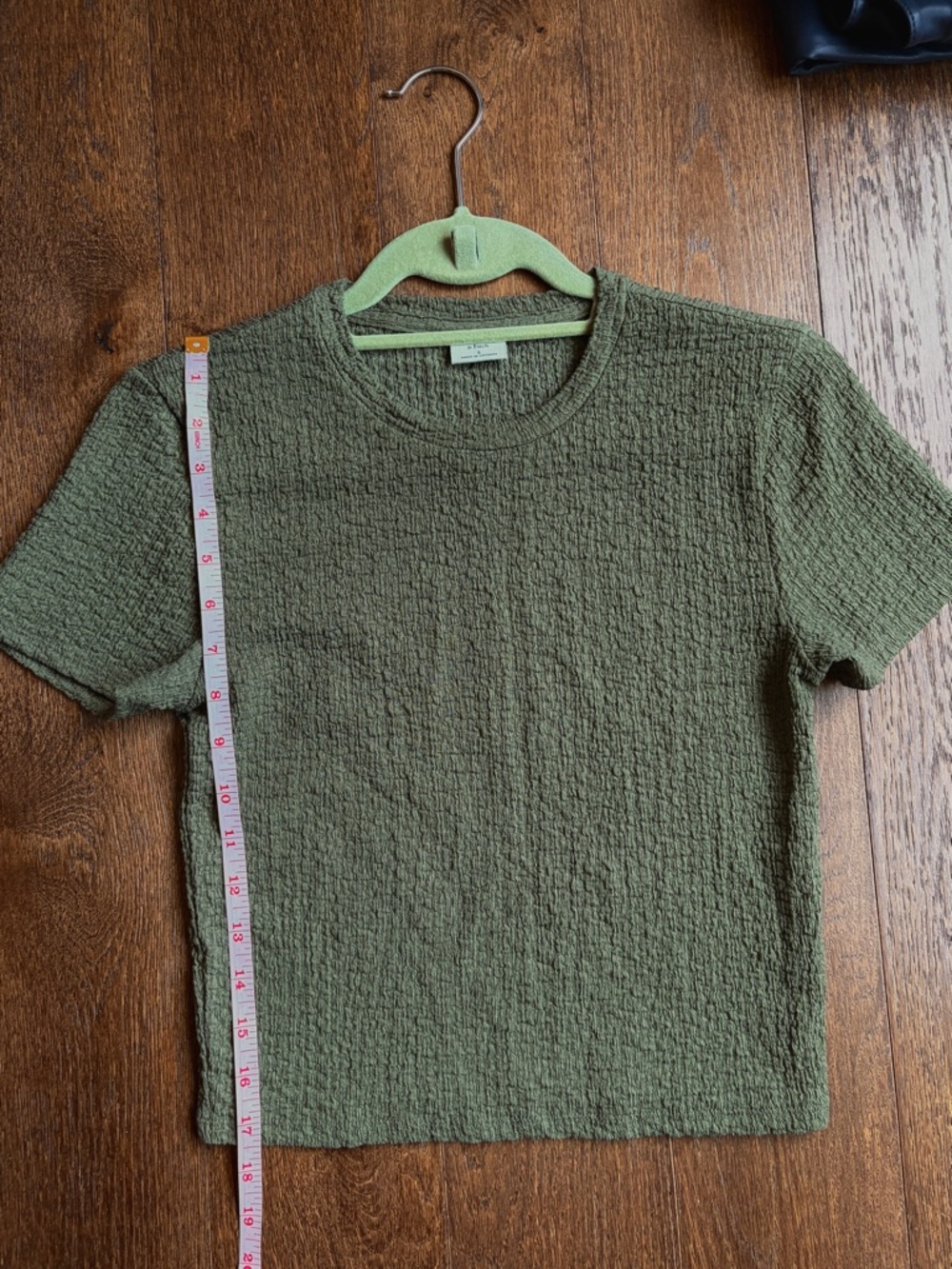 Abercrombie Textured Olive Green Baby Tee - Picture 4 of 5